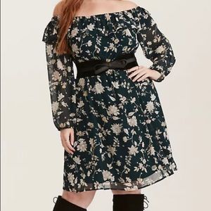 BNWOT Torrid Green Floral Print Chiffon Off the Shoulder Skater Dress Sz 1